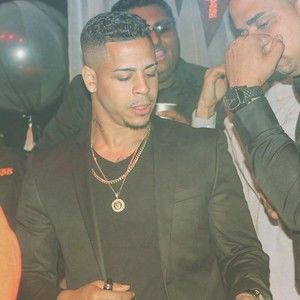 Meet your Posher, Bruce